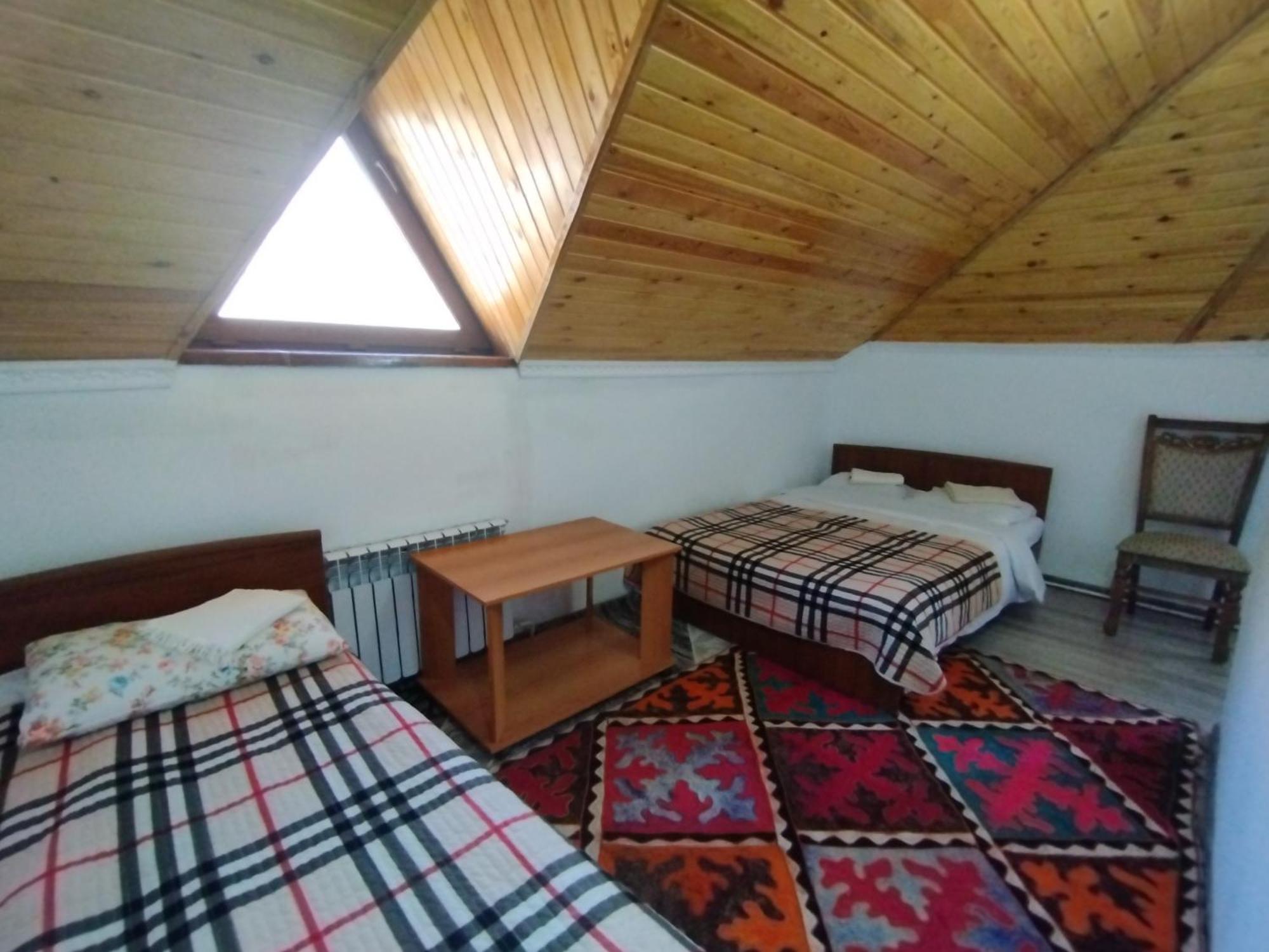 Жайсан Hotel Karakol Bagian luar foto